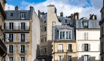 ancien immeuble immobilier paris parisien facade