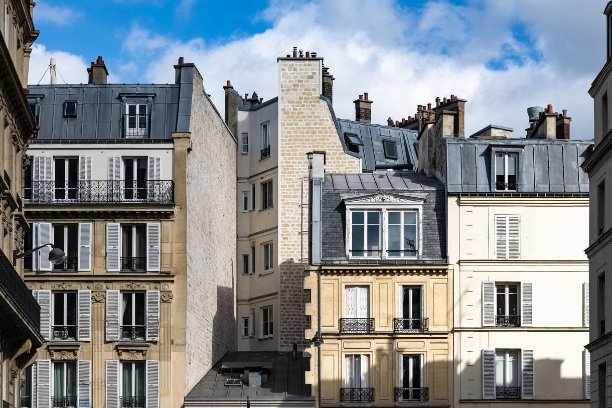 ancien immeuble immobilier paris parisien facade