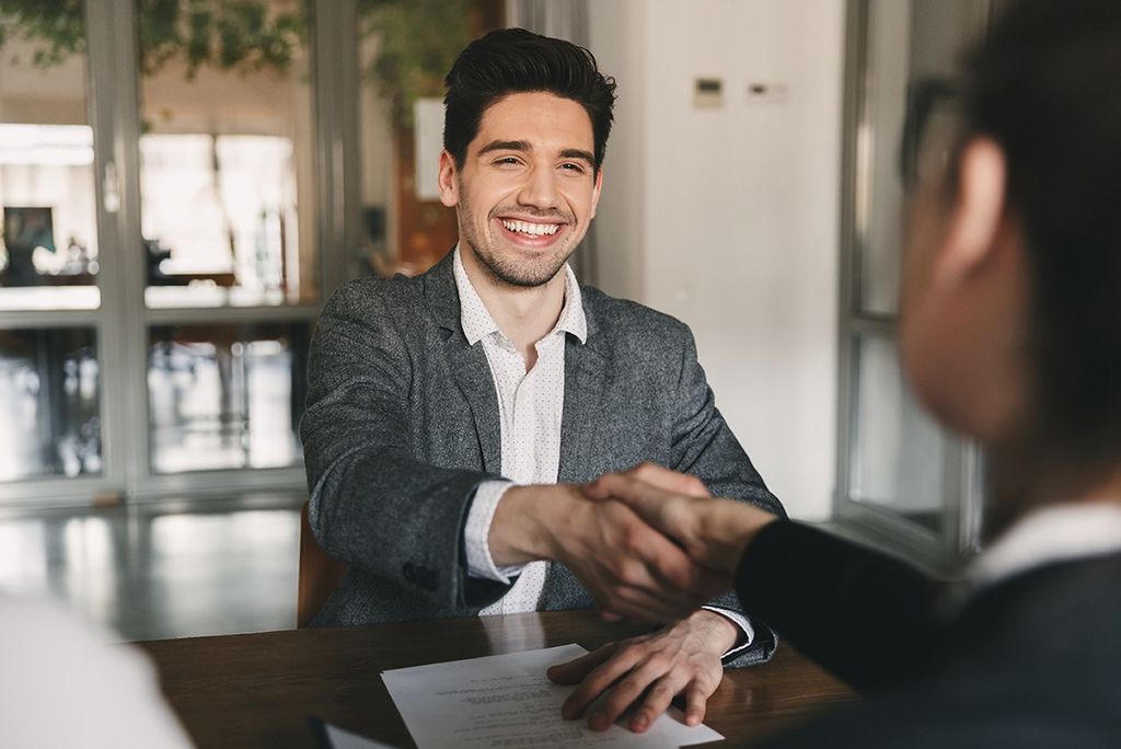 Investir en SCPI en direct ou via une assurance vie